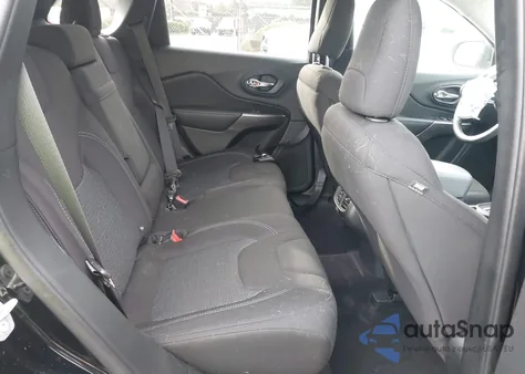 2019 Jeep Cherokee Latitude 4X4 z USA, uszkodzony, nr VIN 1C4PJMCX1KD127976